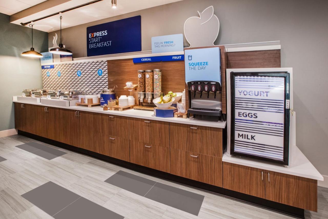 Holiday Inn Express Hilton Head Island By Ihg Exterior foto