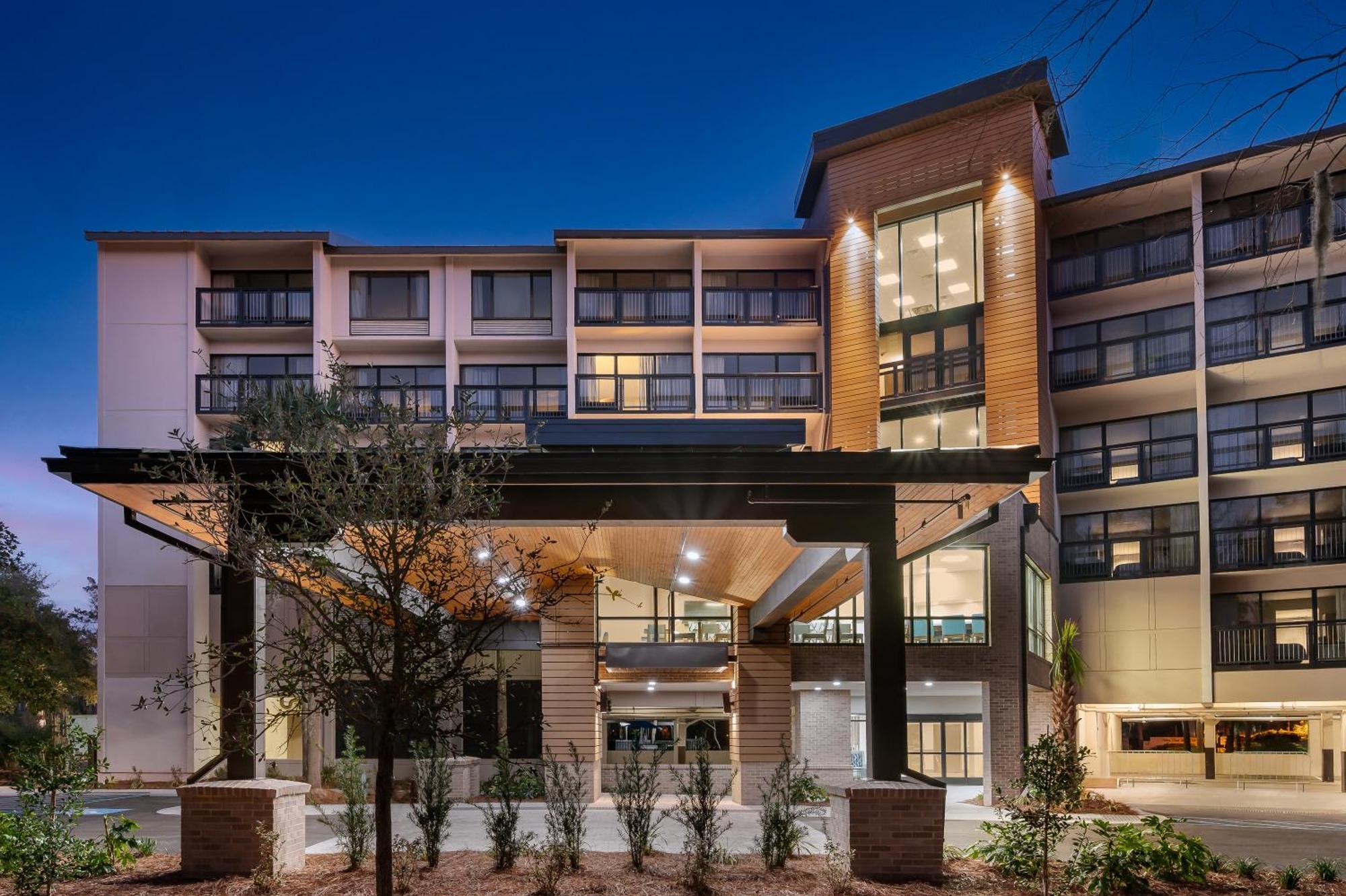 Holiday Inn Express Hilton Head Island By Ihg Exterior foto