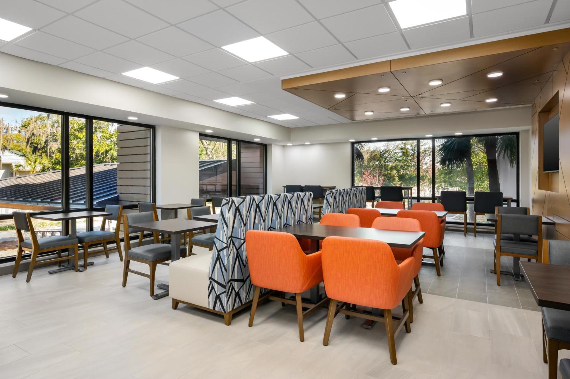 Holiday Inn Express Hilton Head Island By Ihg Exterior foto